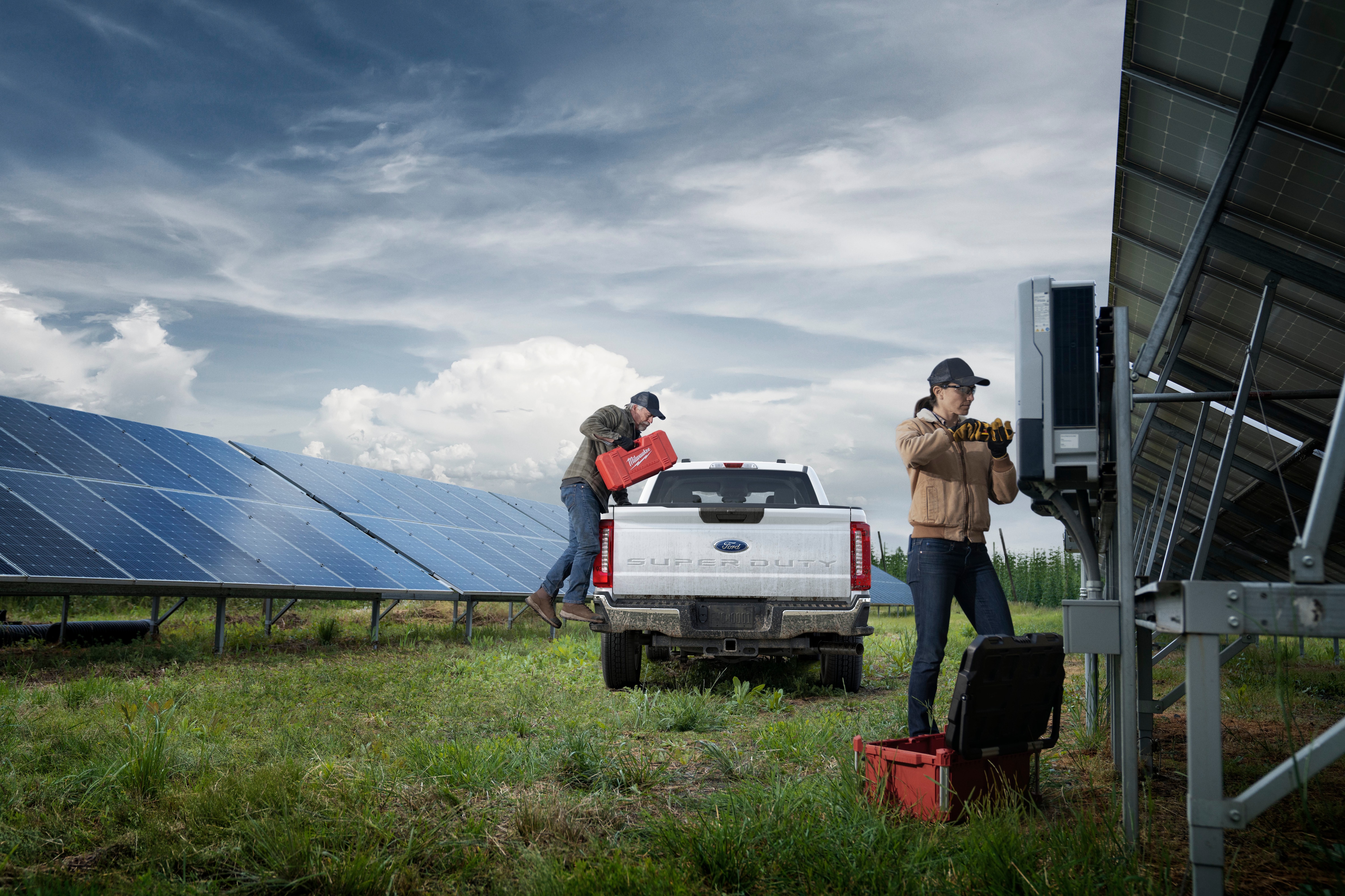 2023 F-350 Super Duty shown. 